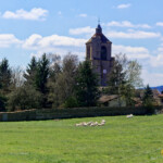Vu du terrain de football.