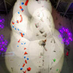 Le très grand mur de l'épreuve de la difficulté du Master National de Combiné Olympic.