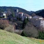 Saint-Pal-de-Sénouire - Photo No001. Vue de l'ensemble du bourg.